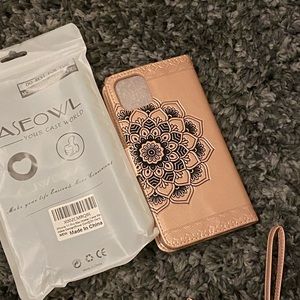 iPhone 11 wallet case